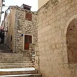 Guest house Sweet House