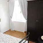 Sweet House Gostinjska kuća 4*