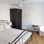 Πανσιόν Sweet House 4*